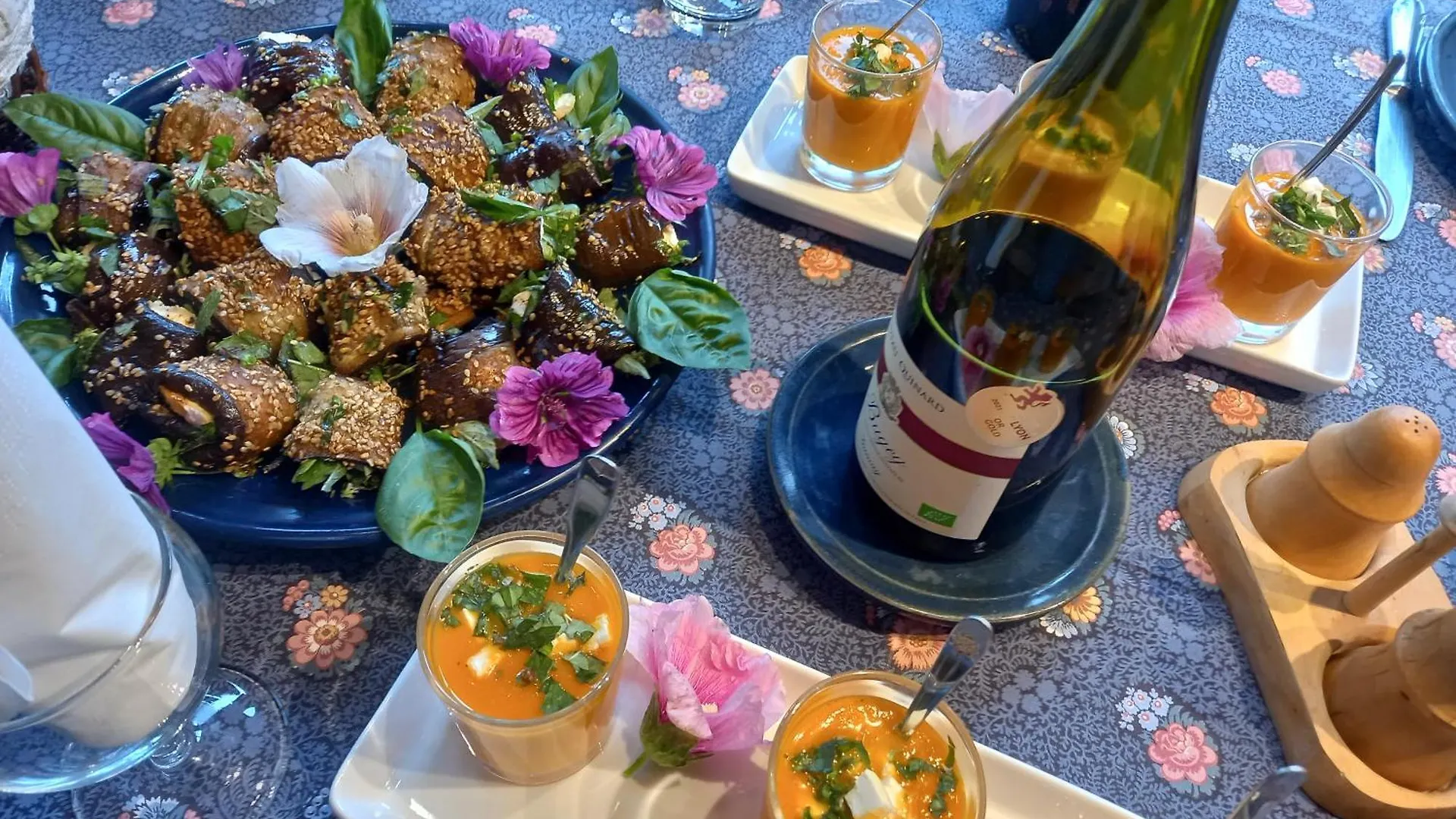 Alojamento de Acomodação e Pequeno-almoço Valreley, Chambres Et Table D'Hotes Eco-Friendly Avec Bain Nordique Au Sud Du Massif Du Jura Champagne-en-Valromey