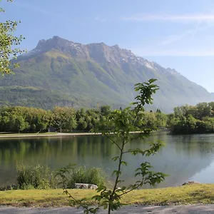 Frühstückspension Juste Pour Le Plaisir, Saint-Pierre-dʼAlbigny